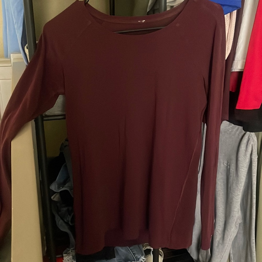 LULULEMON LONG SLEEVE SHIRT